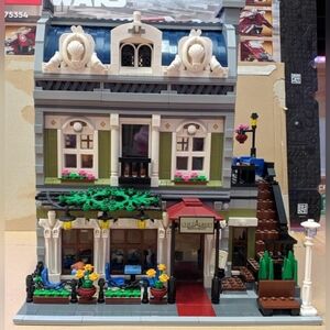 Lego Creator Parisian Restaurant Modular 10243 2014
